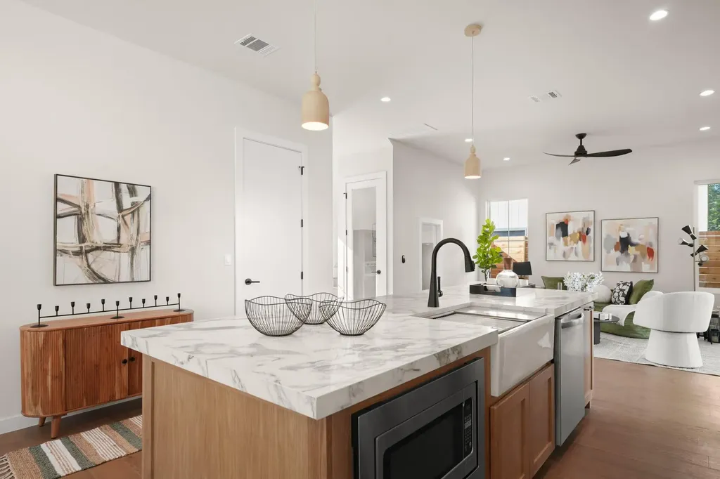 3103 Garwood Street Austin TX 78702