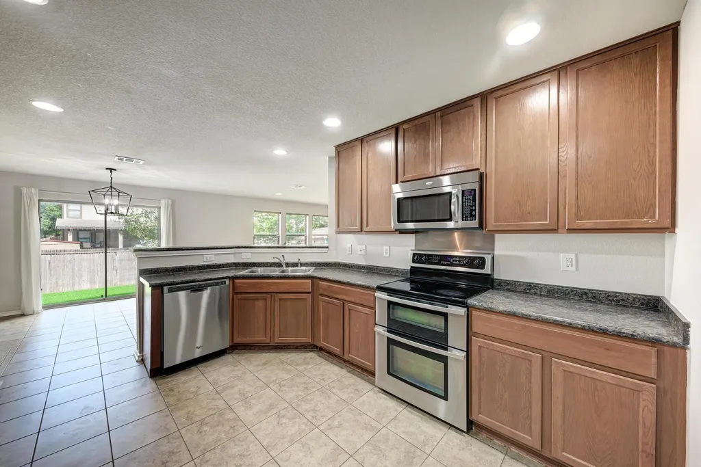 9009 Stambourne Street Austin TX 78747