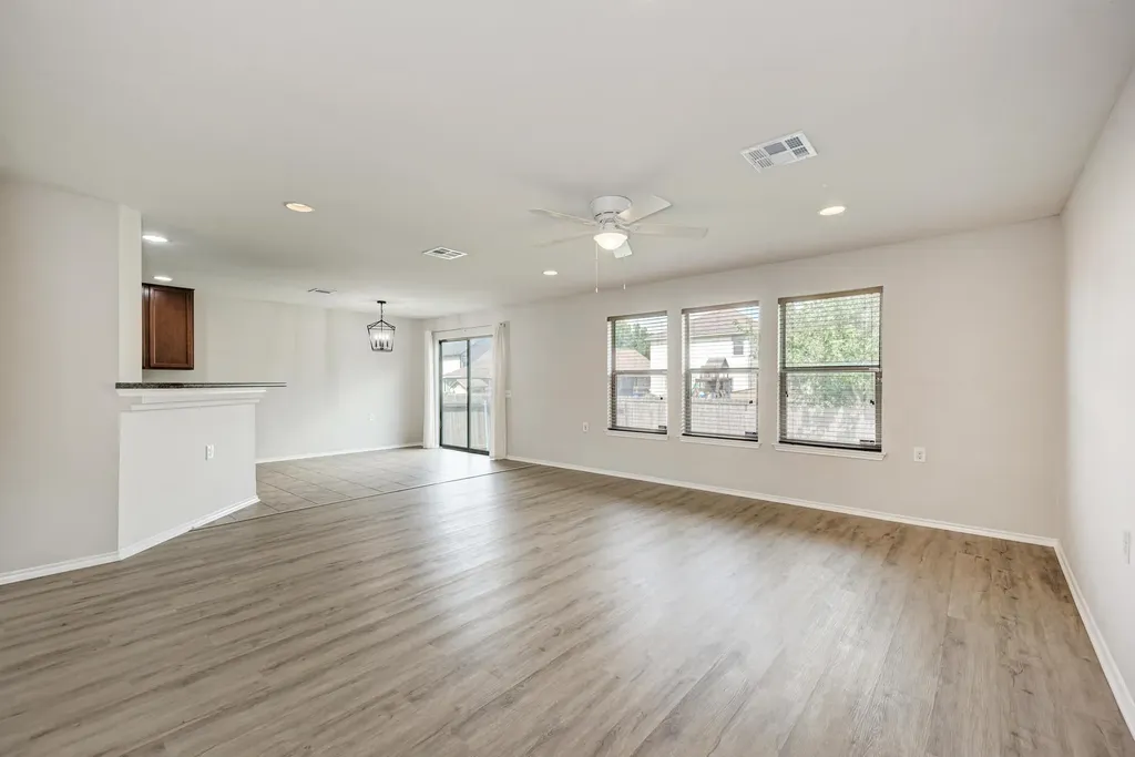 9009 Stambourne Street Austin TX 78747