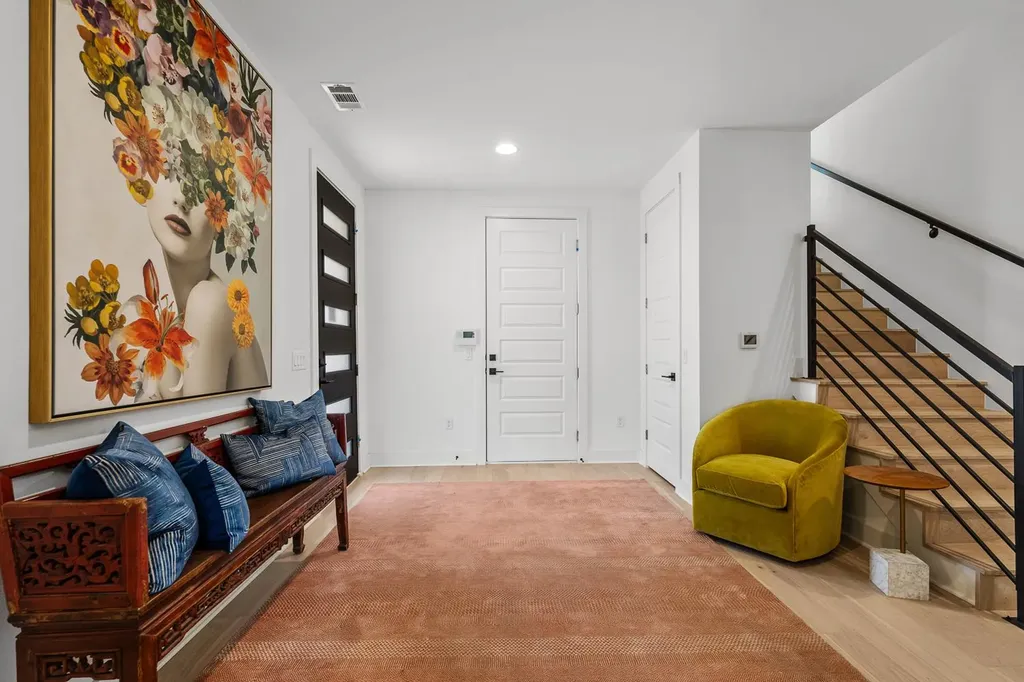 4916 Meller Gardens Austin TX 78741