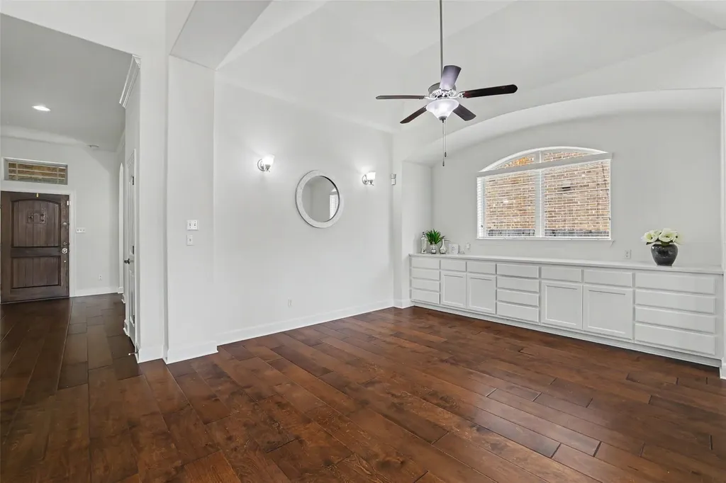 213 Southern Cross Drive Austin TX 78717