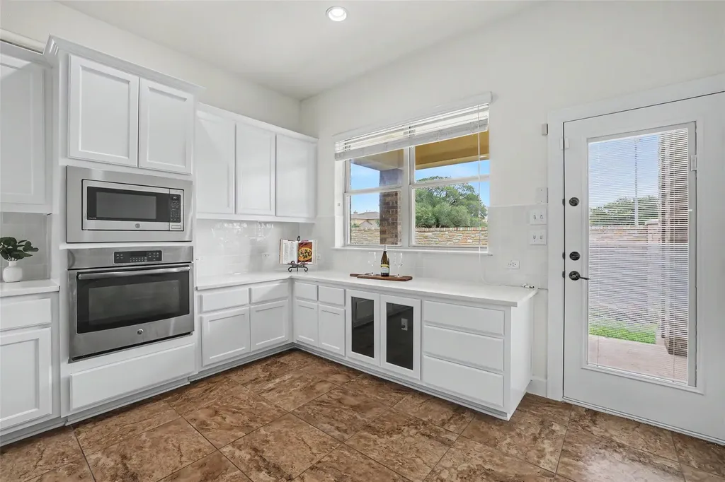 213 Southern Cross Drive Austin TX 78717
