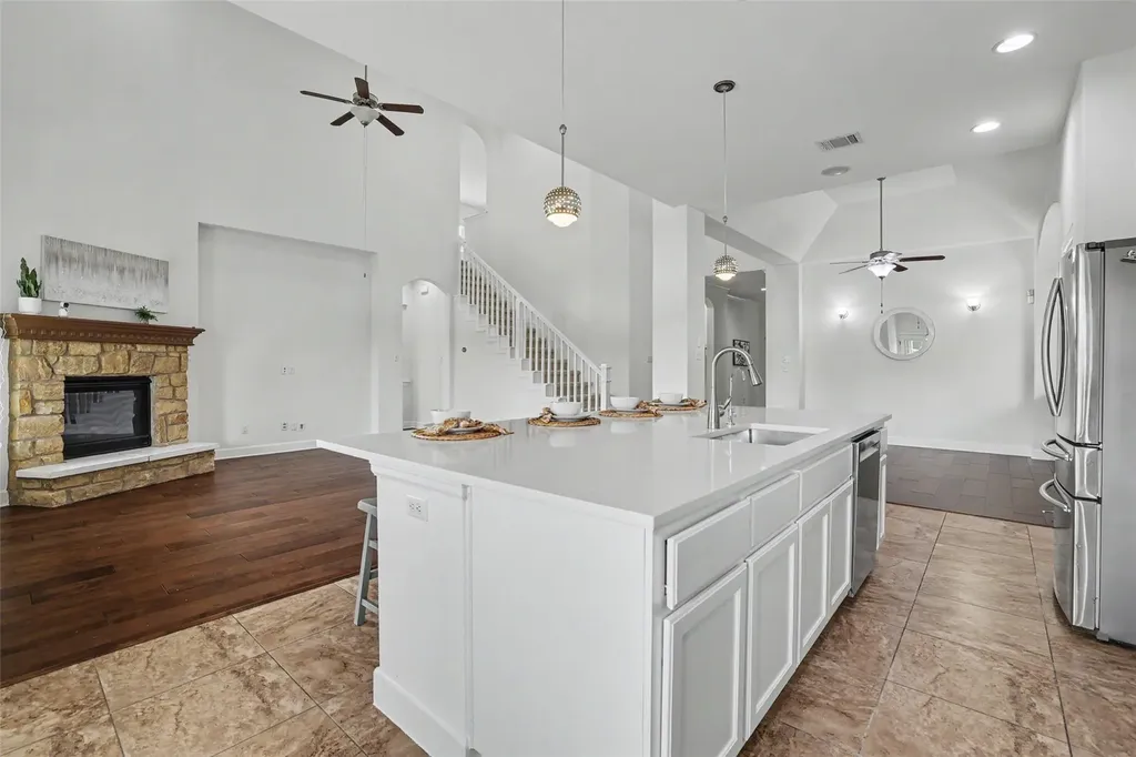 213 Southern Cross Drive Austin TX 78717