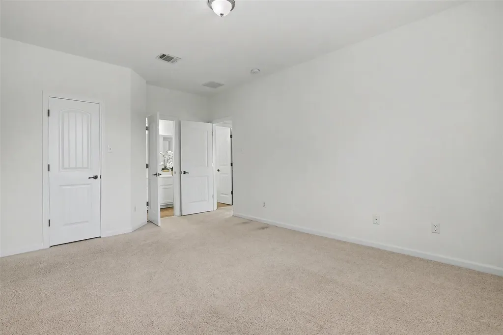 213 Southern Cross Drive Austin TX 78717