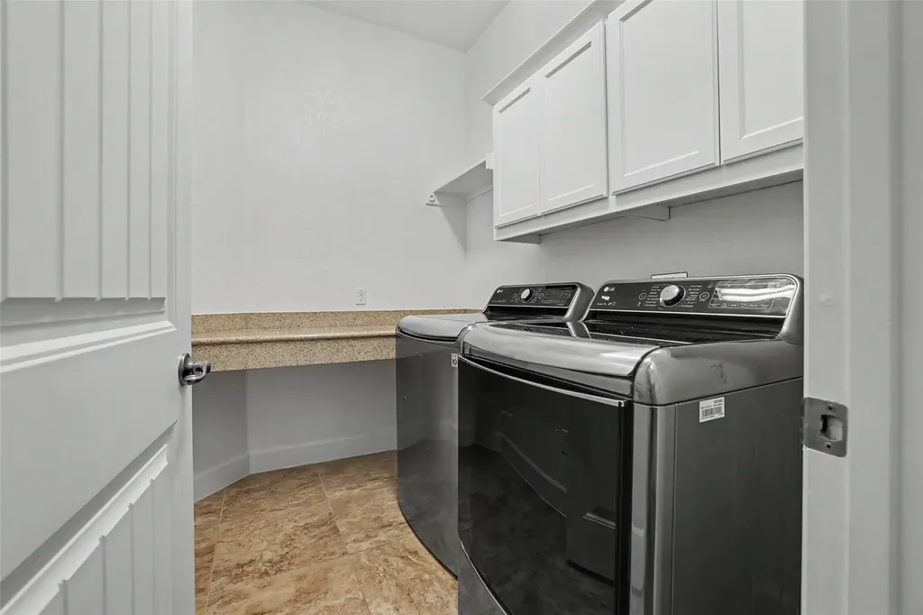213 Southern Cross Drive Austin TX 78717