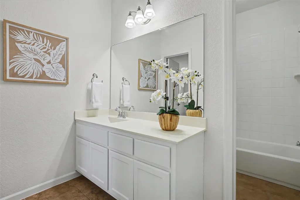 213 Southern Cross Drive Austin TX 78717