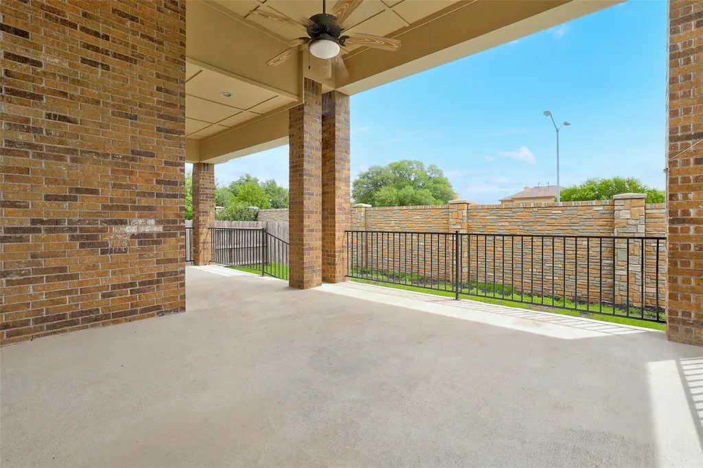 213 Southern Cross Drive Austin TX 78717