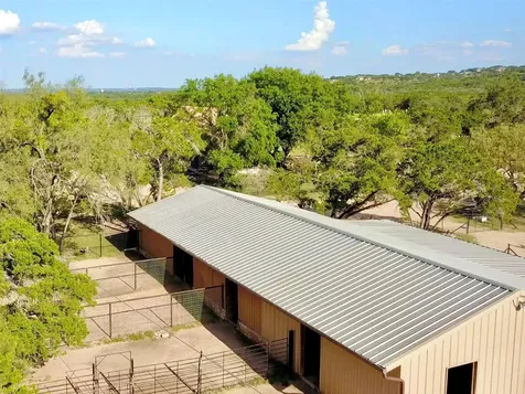 1005 County Road 414 Spicewood TX 78669