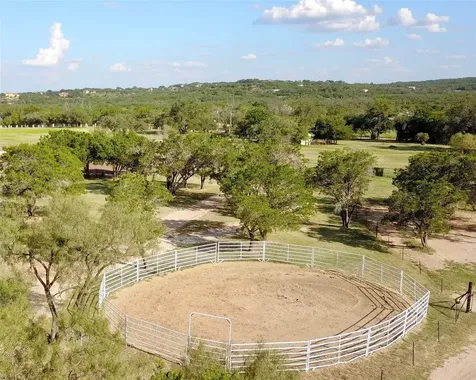 1005 County Road 414 Spicewood TX 78669