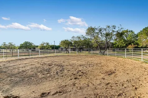 1005 County Road 414 Spicewood TX 78669
