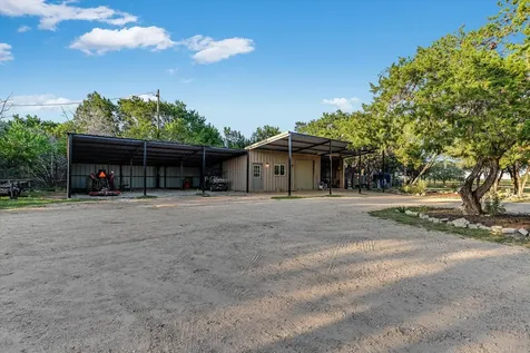 1005 County Road 414 Spicewood TX 78669
