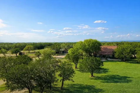 1005 County Road 414 Spicewood TX 78669