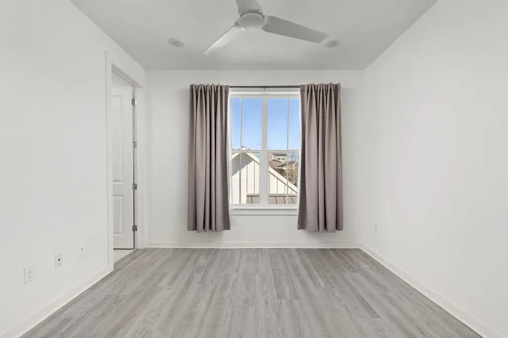 2624 Metcalfe Road Austin TX 78741