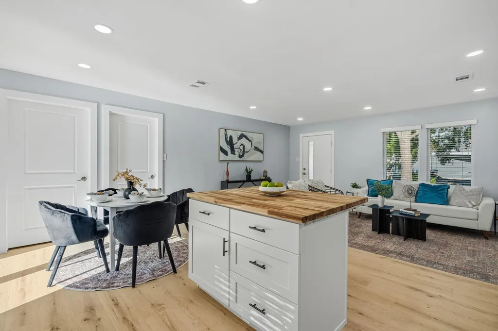4802 Brighton Road Austin TX 78745