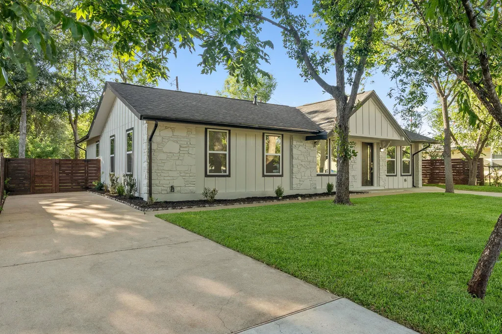 4802 Brighton Road Austin TX 78745