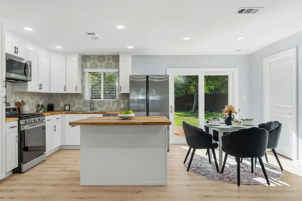 4802 Brighton Road Austin TX 78745
