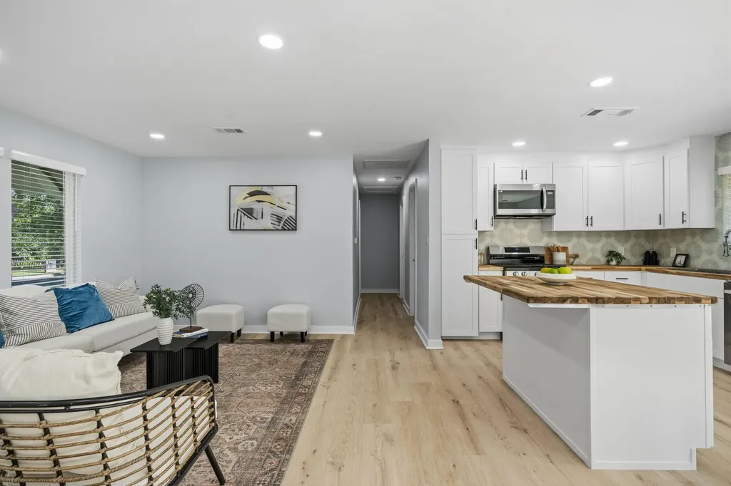 4802 Brighton Road Austin TX 78745