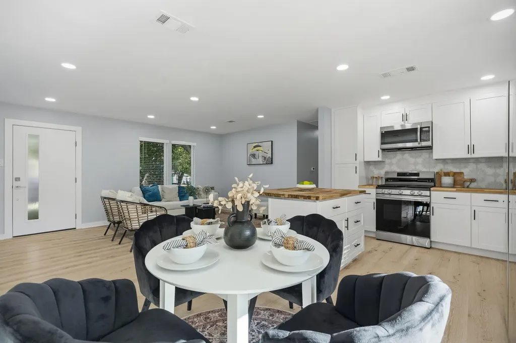4802 Brighton Road Austin TX 78745