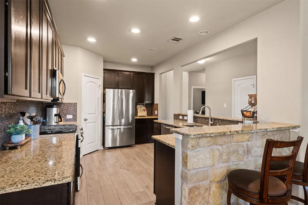 216 Arrezo Lane Georgetown TX 78628