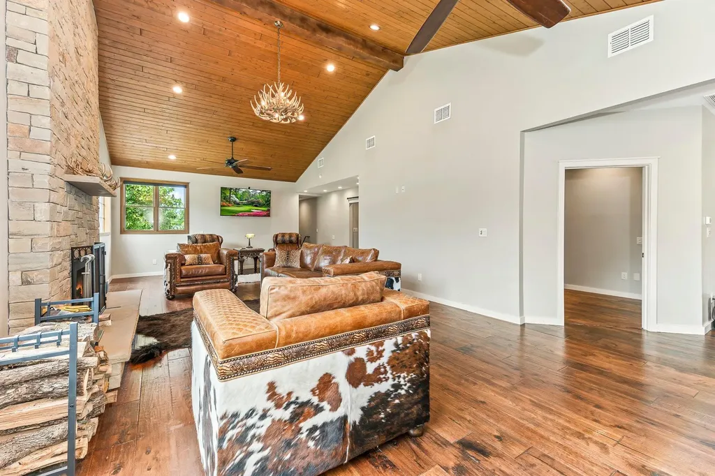 2108 Quiet Stables Circle Cedar Park TX 78613