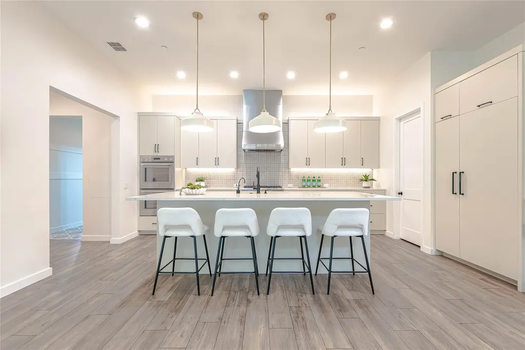 5805 Chesterfield Avenue Austin TX 78752