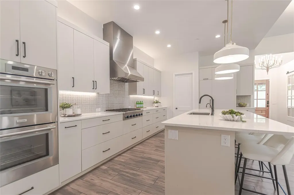 5805 Chesterfield Avenue Austin TX 78752