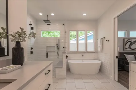 5805 Chesterfield Avenue Austin TX 78752