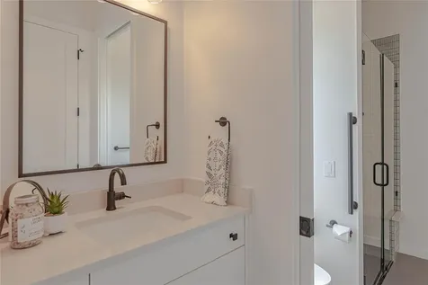 5805 Chesterfield Avenue Austin TX 78752