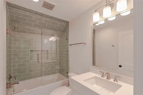 5805 Chesterfield Avenue Austin TX 78752