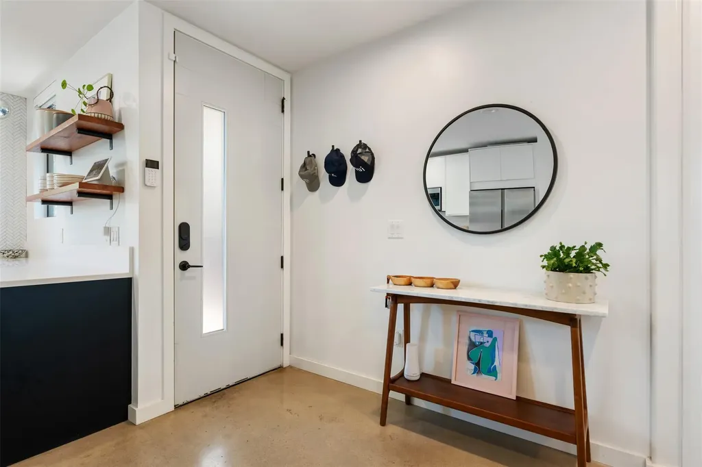 1114 E 3rd Street Austin TX 78702