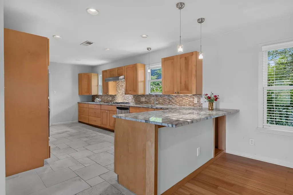 4616 Sinclair Avenue Austin TX 78756