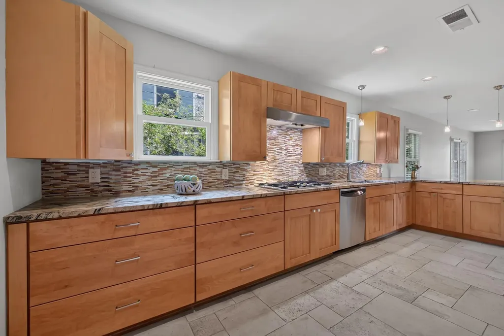 4616 Sinclair Avenue Austin TX 78756