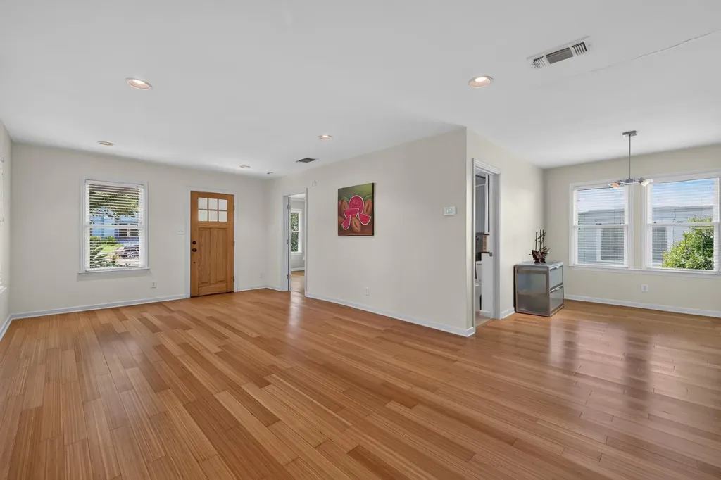 4616 Sinclair Avenue Austin TX 78756