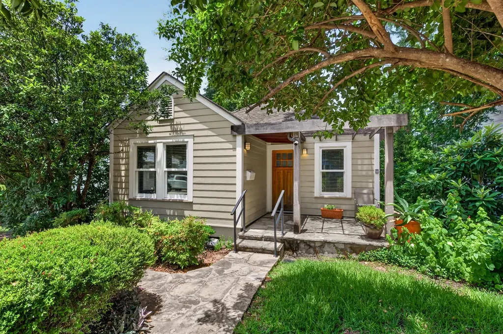 4616 Sinclair Avenue Austin TX 78756
