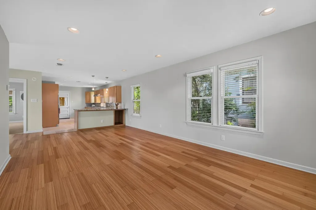 4616 Sinclair Avenue Austin TX 78756