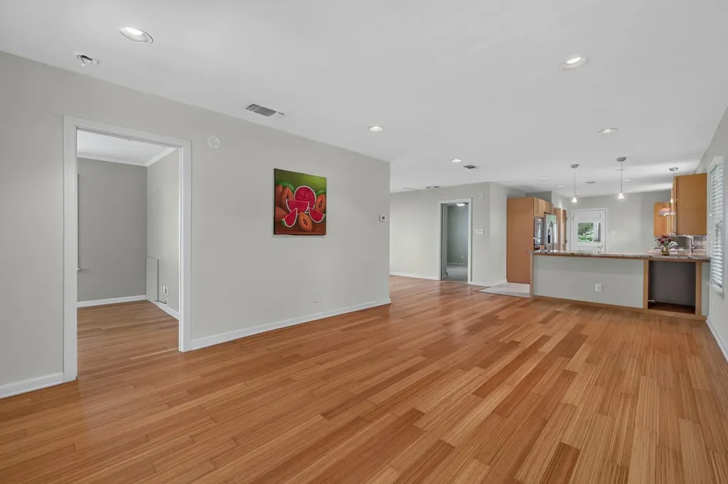 4616 Sinclair Avenue Austin TX 78756
