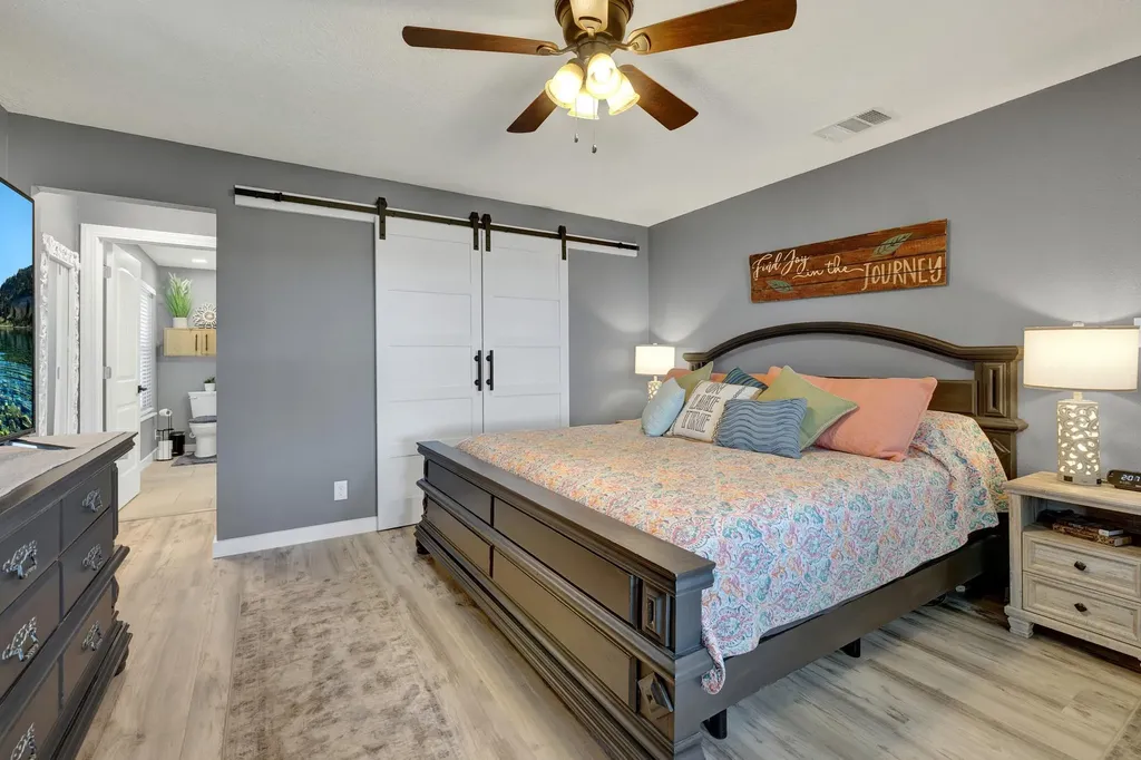 1422 Oakridge Lane Canyon Lake TX 78133