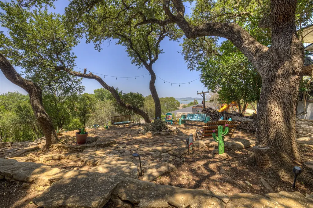 1422 Oakridge Lane Canyon Lake TX 78133