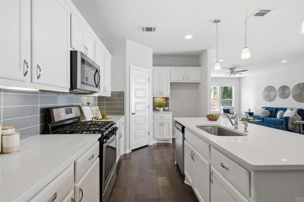 217 Spanish Foal Trail Georgetown TX 78626