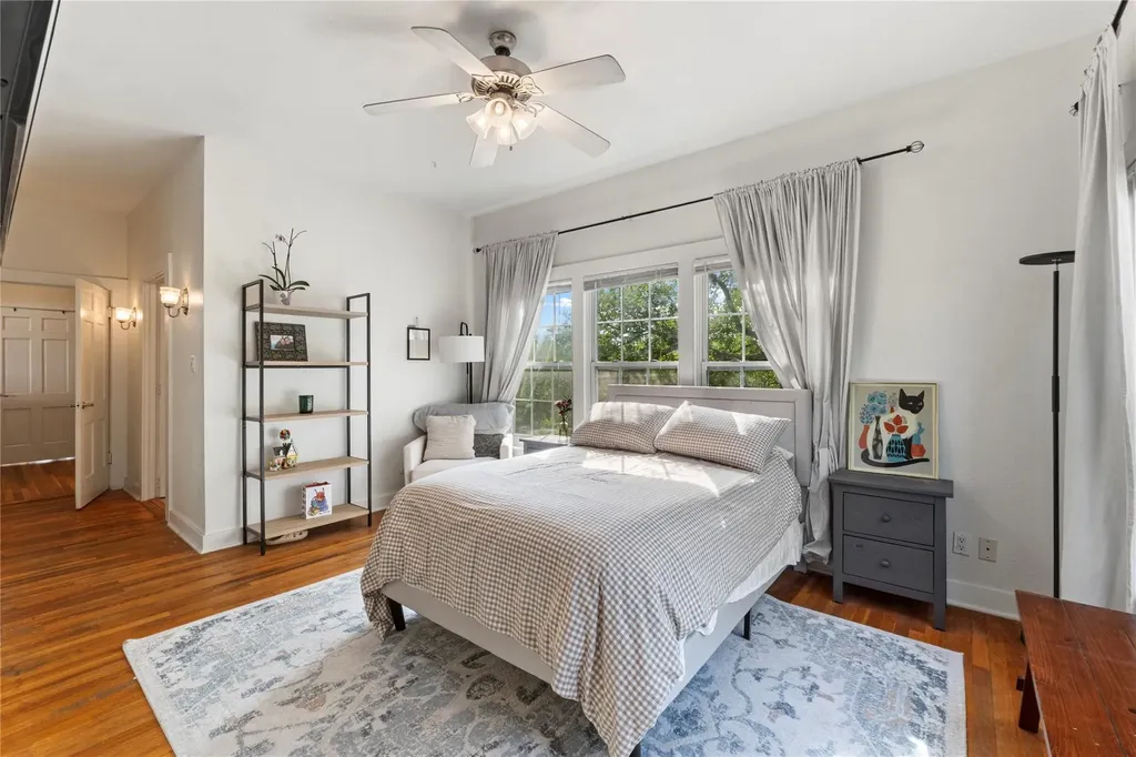 2101 W 10th Street Austin TX 78703