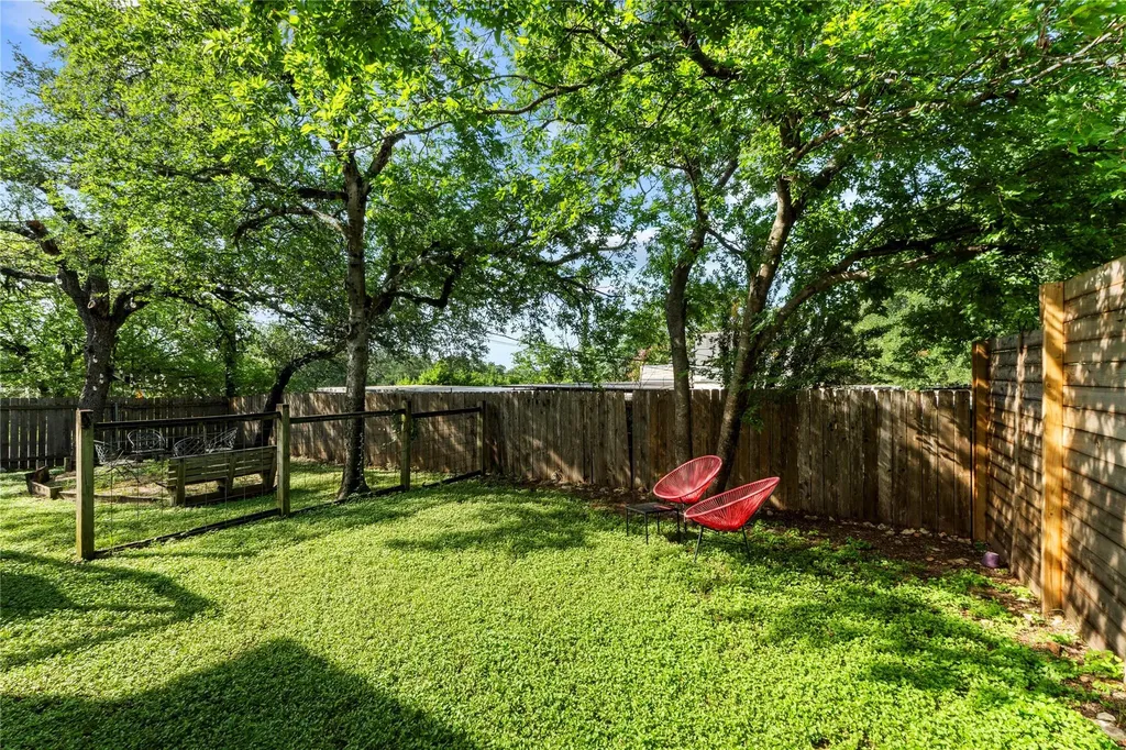 2101 W 10th Street Austin TX 78703