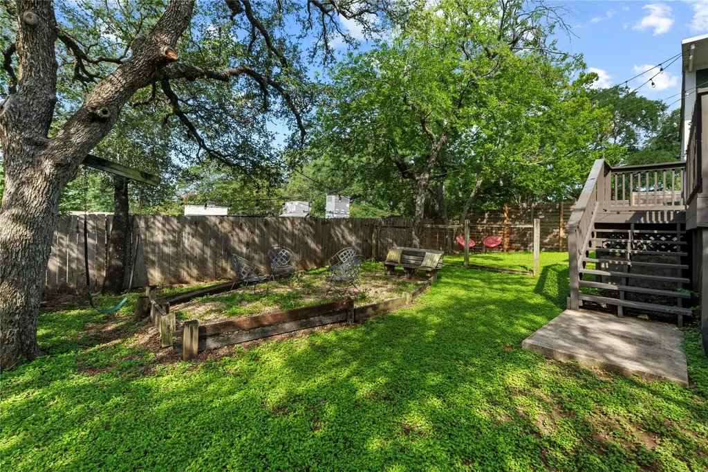 2101 W 10th Street Austin TX 78703