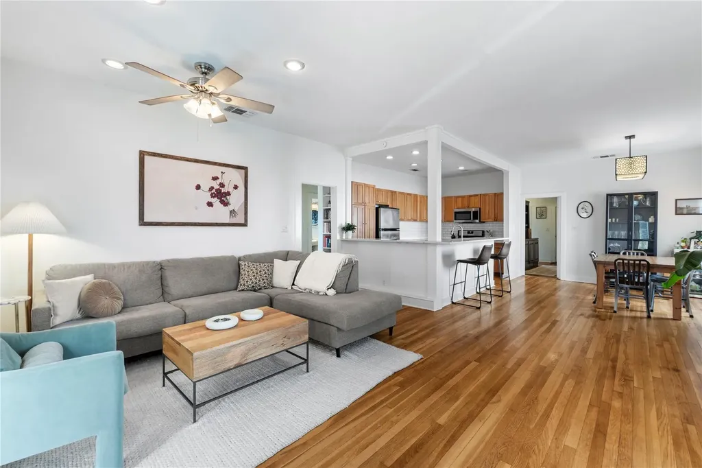 2101 W 10th Street Austin TX 78703