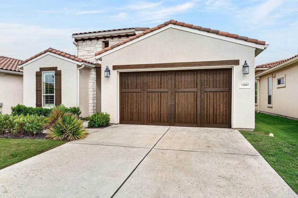 12007 Beautybrush Drive Austin TX 78738