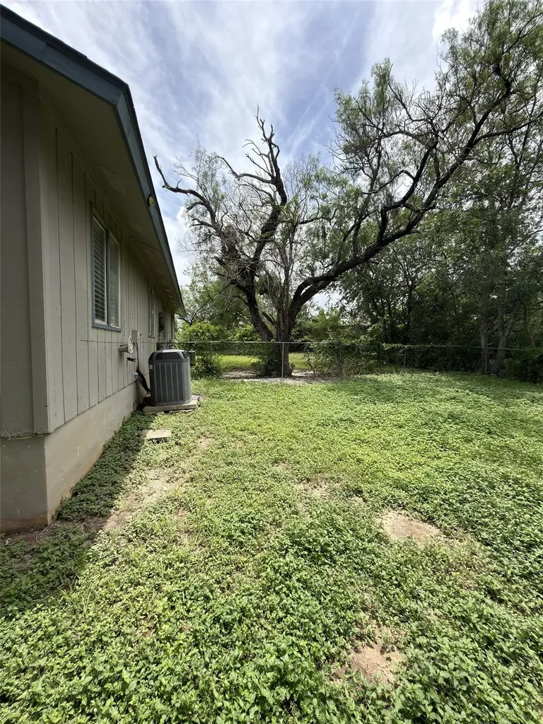 427-429 Zachry Drive San Antonio TX 78228