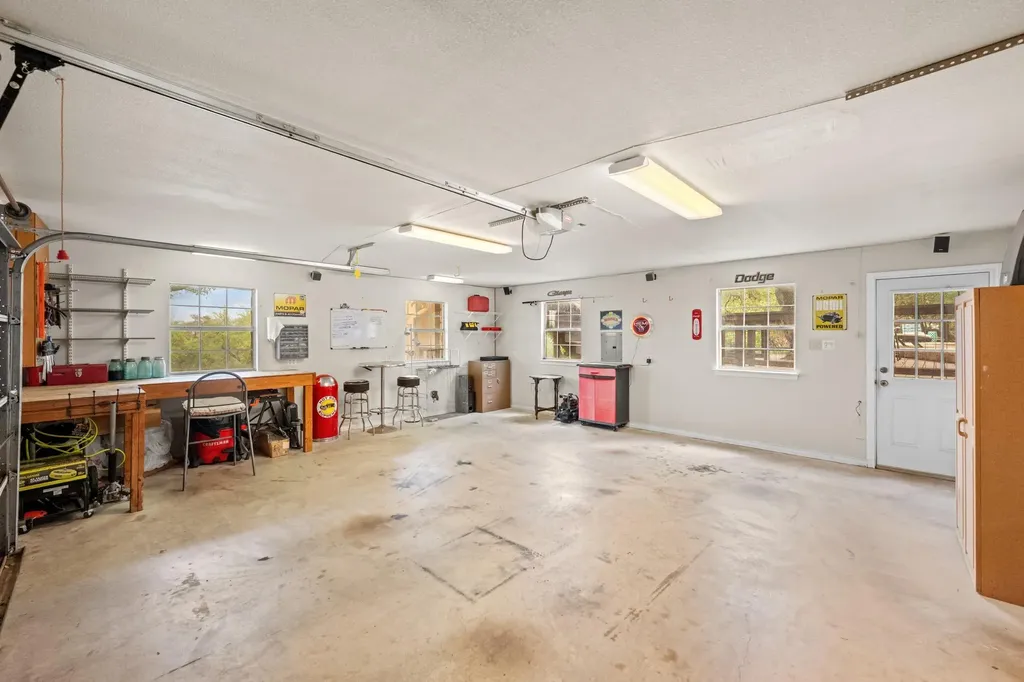 508 S Lariat Circle Dripping Springs TX 78620