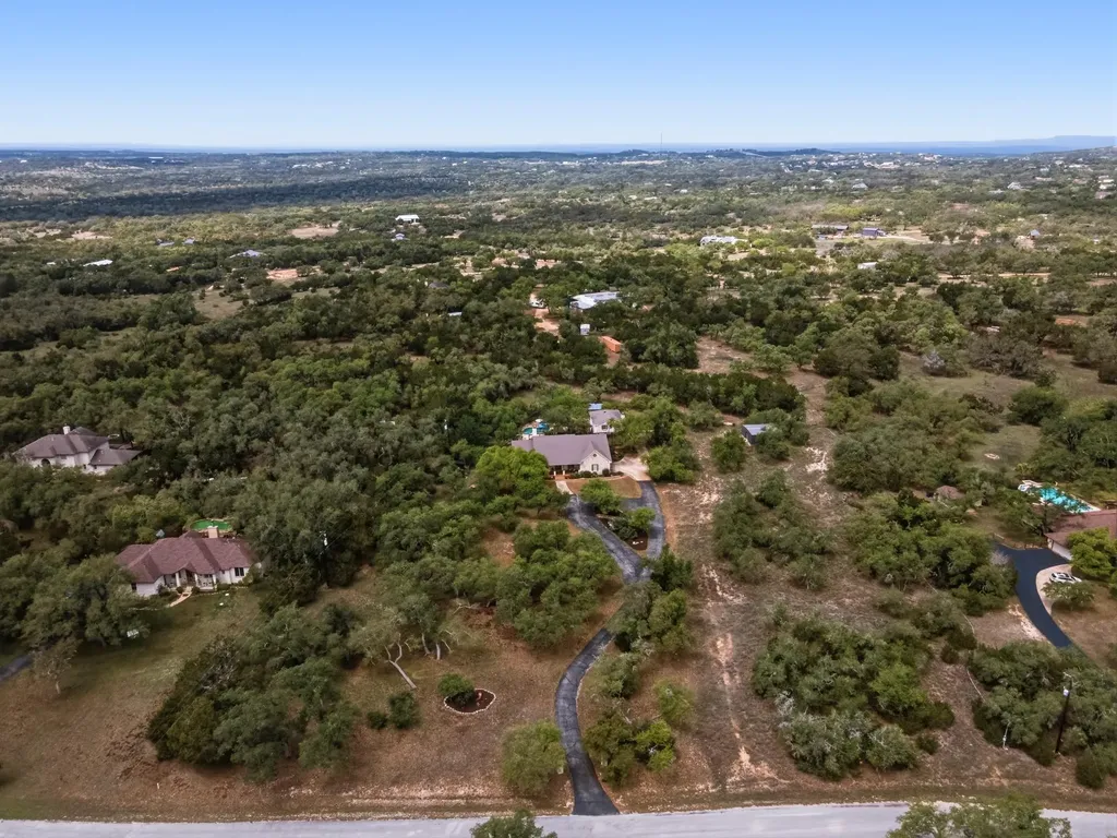 508 S Lariat Circle Dripping Springs TX 78620