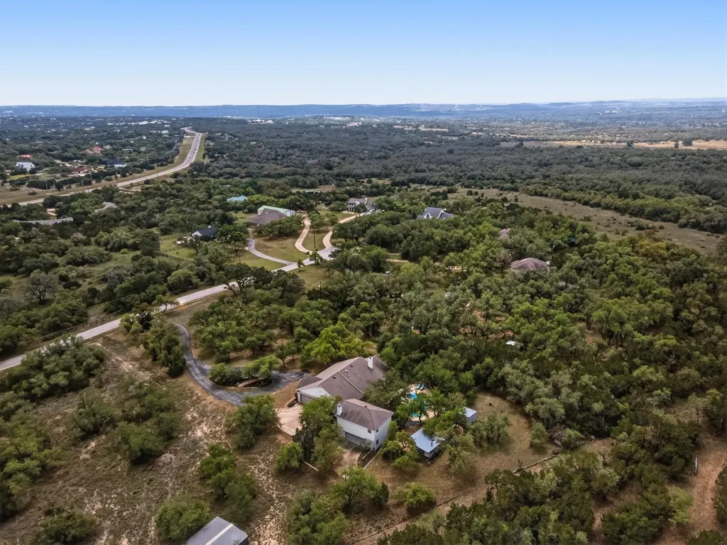 508 S Lariat Circle Dripping Springs TX 78620