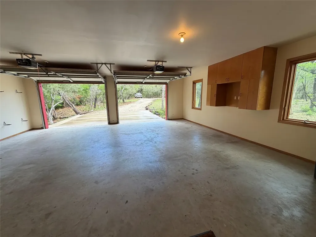 212 Comanche Camp Kyle TX 78640