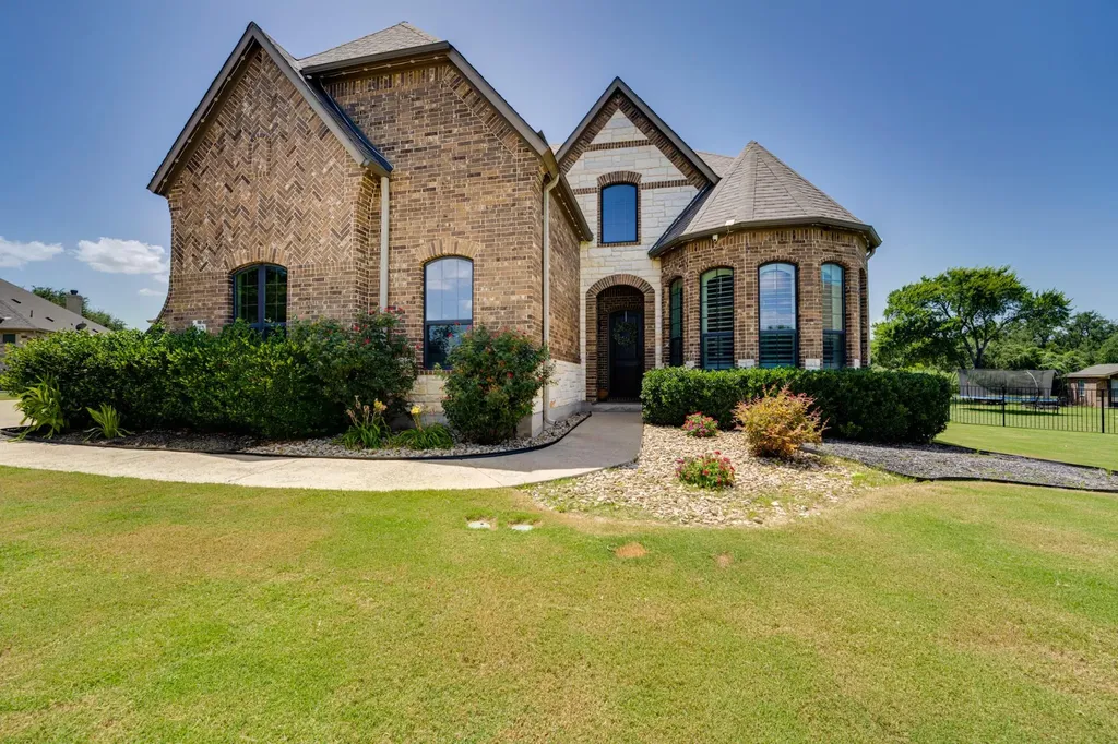 112 Mescalero Liberty Hill TX 78642